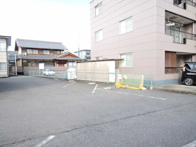 ゴミ置場