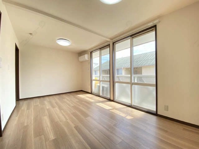 洋室