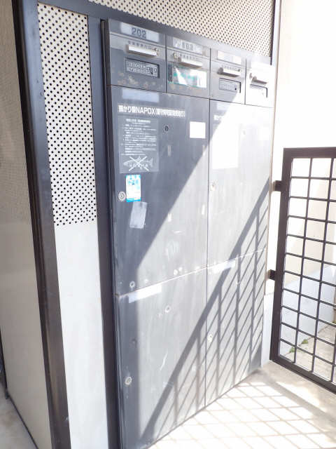宅配ボックス