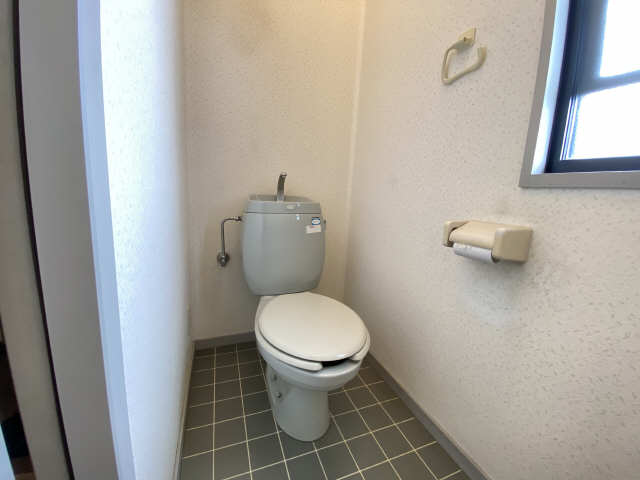 サンビレッジ割田 2階 WC