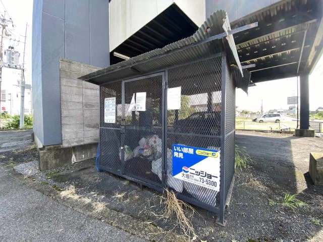 ゴミ置き場