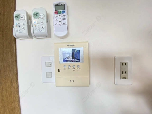 モニター付きインターホン