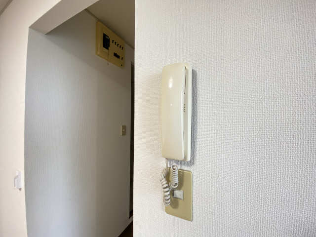 インターホン