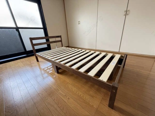 ベッド