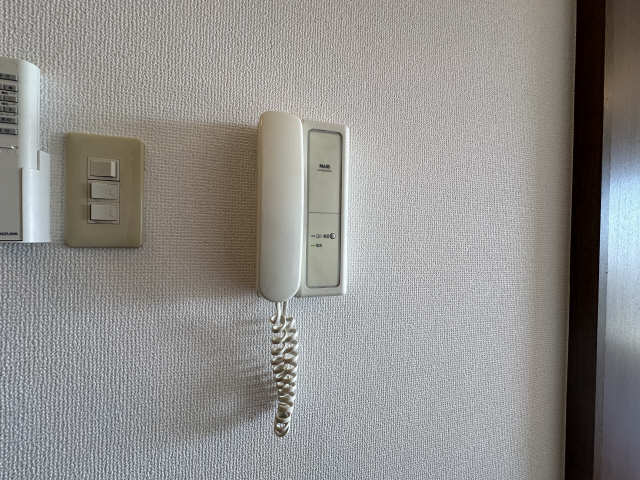 インターホン