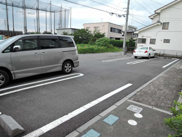 アンソレイエ　Ａ 2階 駐車場