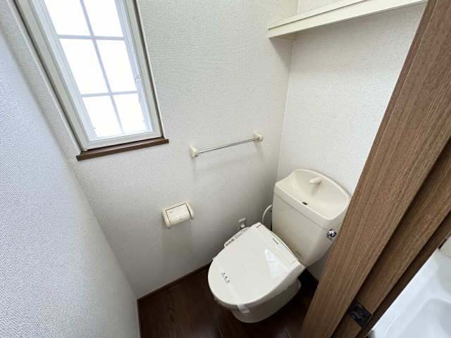 アンソレイエ　Ａ 2階 WC