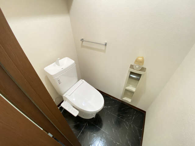 コスモハイツ　Ｆ棟 1階 WC