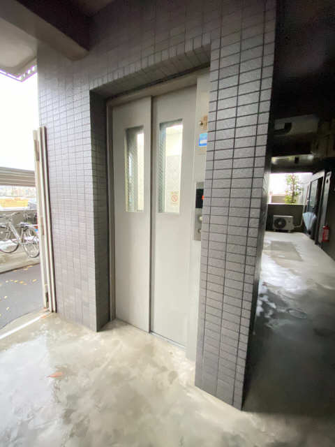 エレベータ