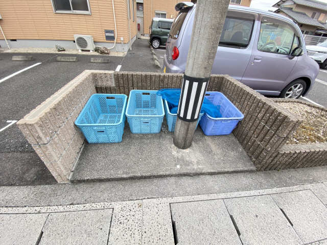 ゴミ置場