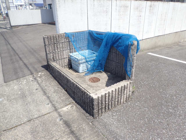 ゴミ捨て場