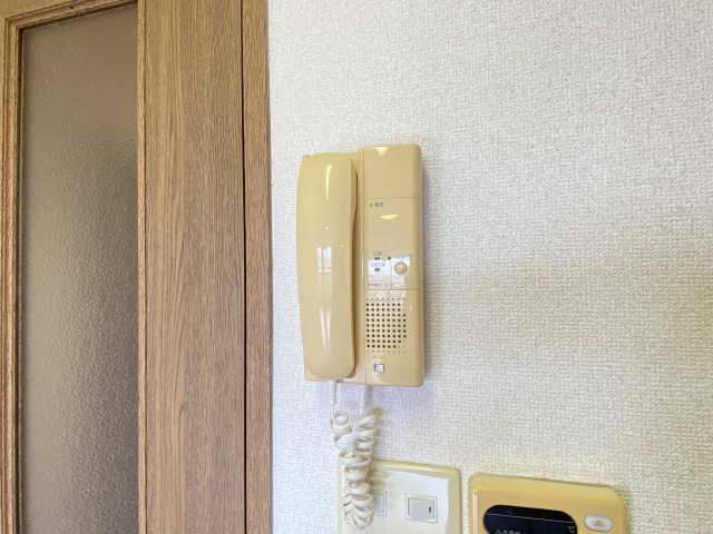 インターホン