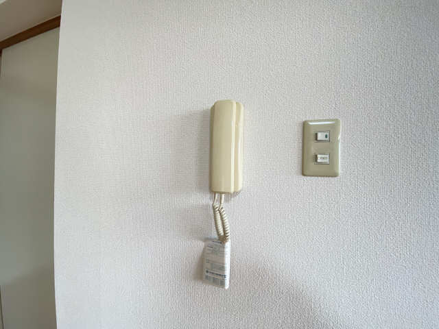 インターホン