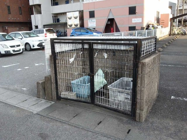 ゴミステーション