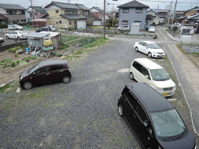 高砂ハイツ 2階 駐車場