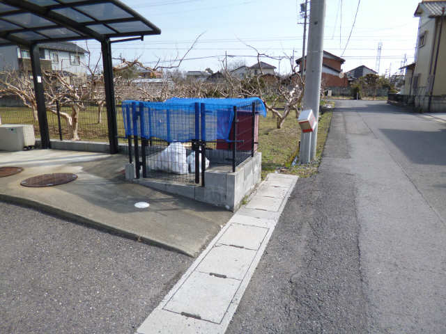 ゴミ捨て場