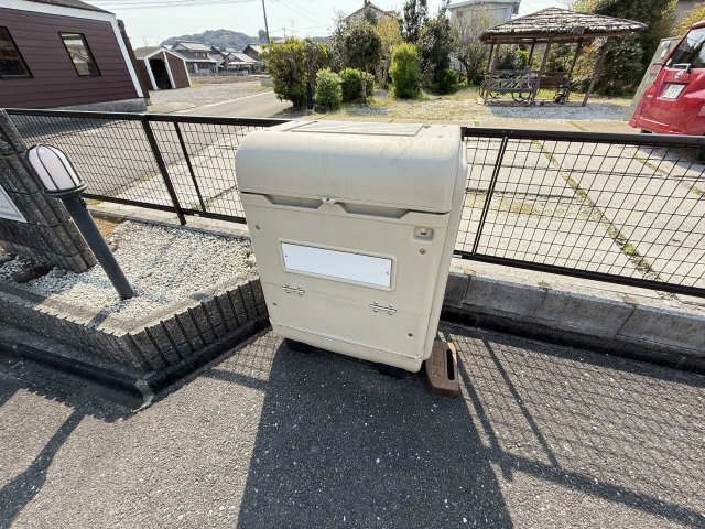 ゴミステーション