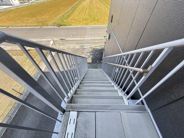 共用階段