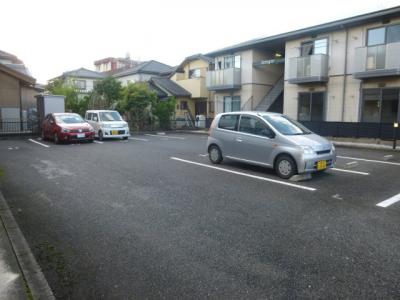 メルベーユ芝原　Ｂ 1階 駐車場