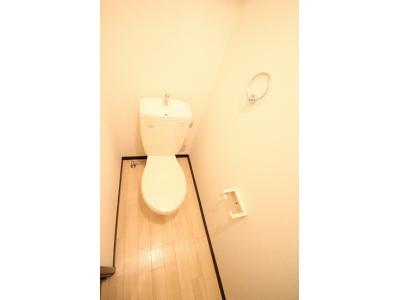 ｃｈｅｚ・ｓｏｉ Ⅱ 1階 WC