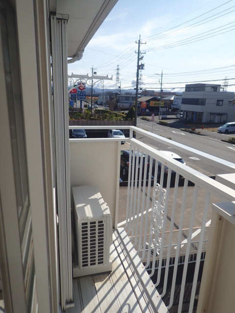 バル�コニー