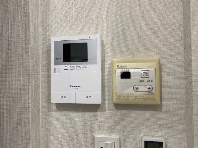 モニター付きインターホン