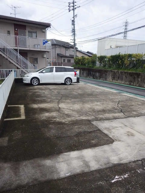  駐車場