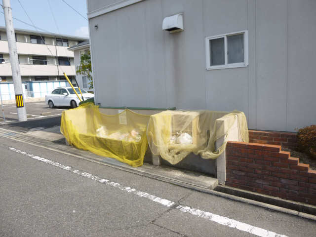 ゴミステーション