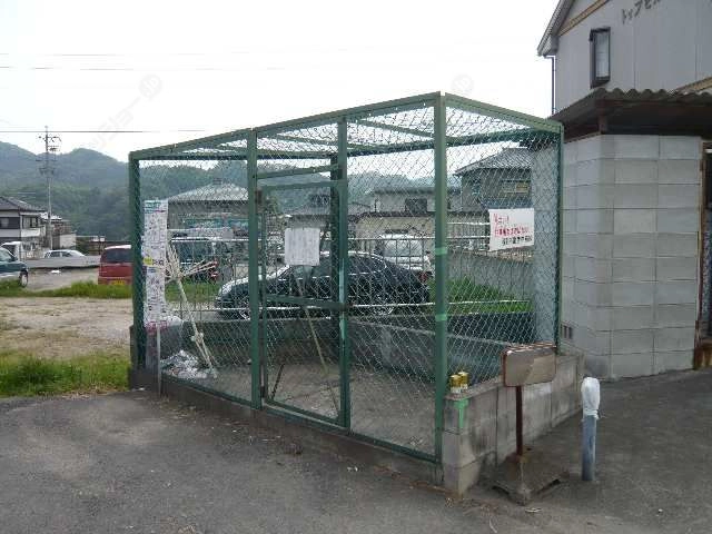 ゴミステーション