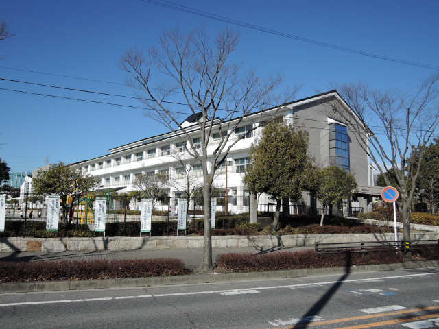 童子山小学校