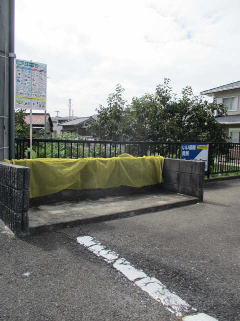 ゴミ置場