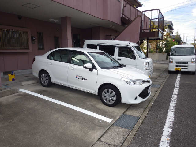 グリーンヒル 1階 駐車場