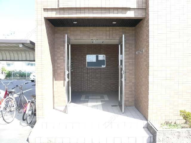 エントランス-外