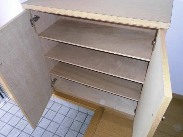 シューズボックス