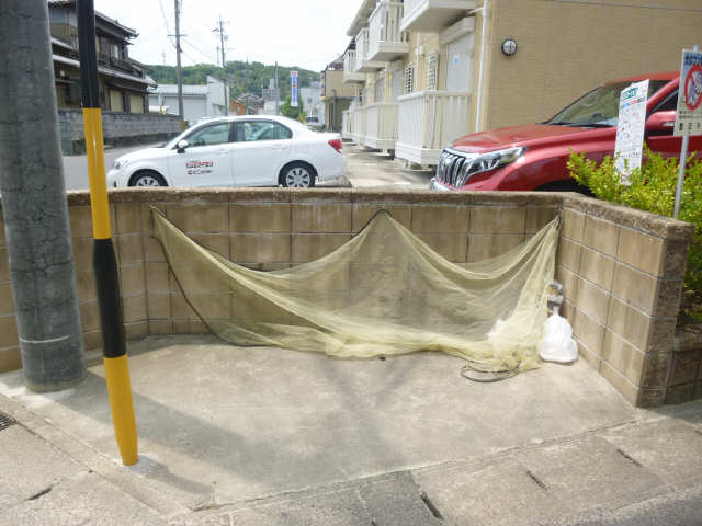 ゴミ置場