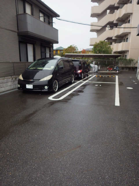 ＴＳメゾン　Ｃ棟  駐車場