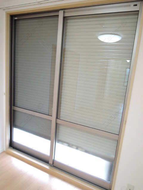 シャッター雨戸