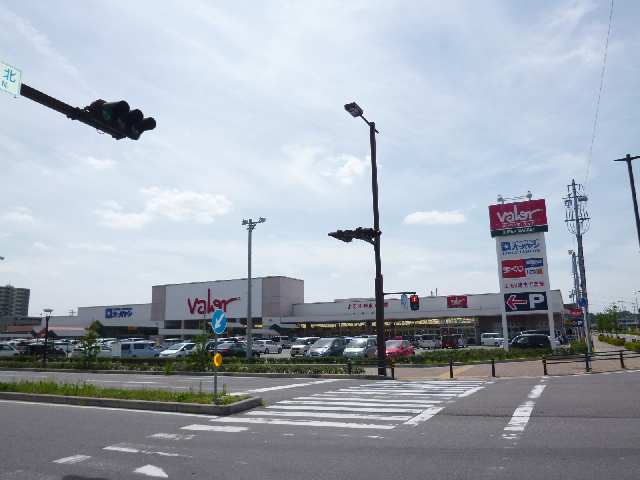 ﾊﾞﾛｰ浄水店徒歩17分