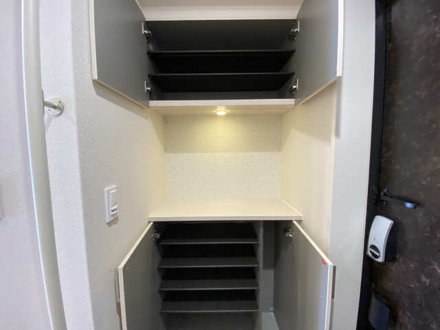 シューズBOX