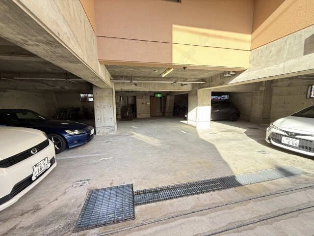 地下駐車場