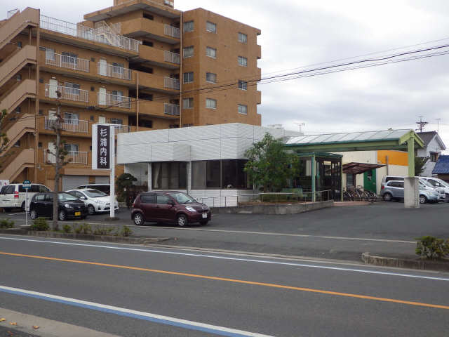 内科徒歩７分