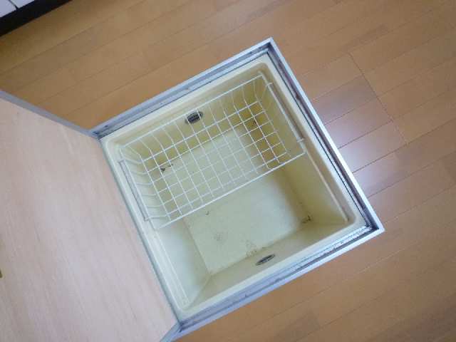 床下収納庫