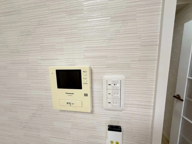 モニター付きインターホン