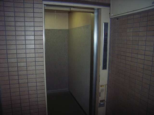エレベーター