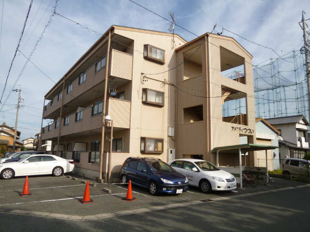 建物周辺