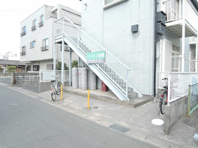 シングル小田原 1階 駐輪場