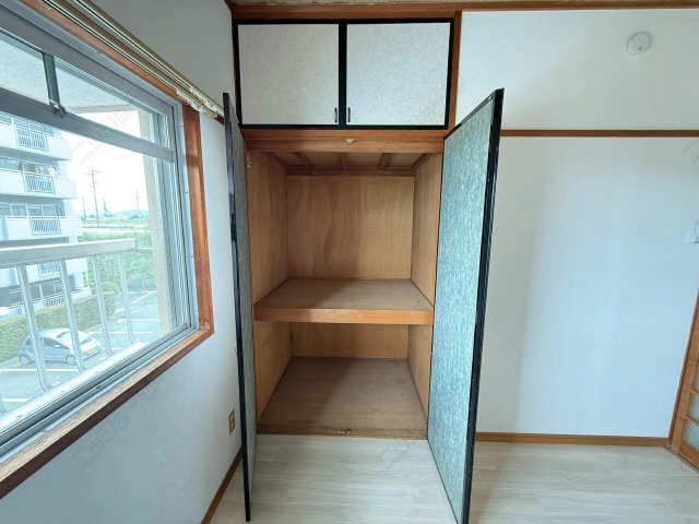 北洋室収納