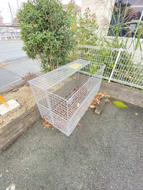 敷地内ゴミ捨て場