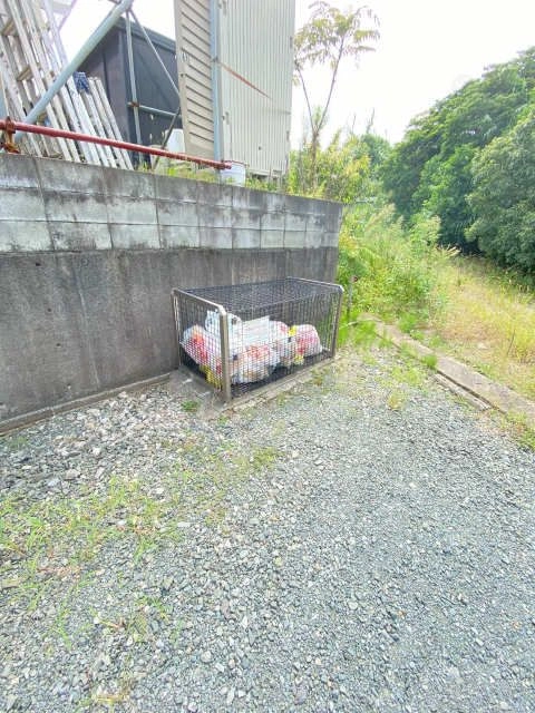 敷地内ゴミ捨て場