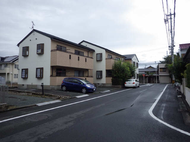 コーポ平川本町 1階 建物周辺